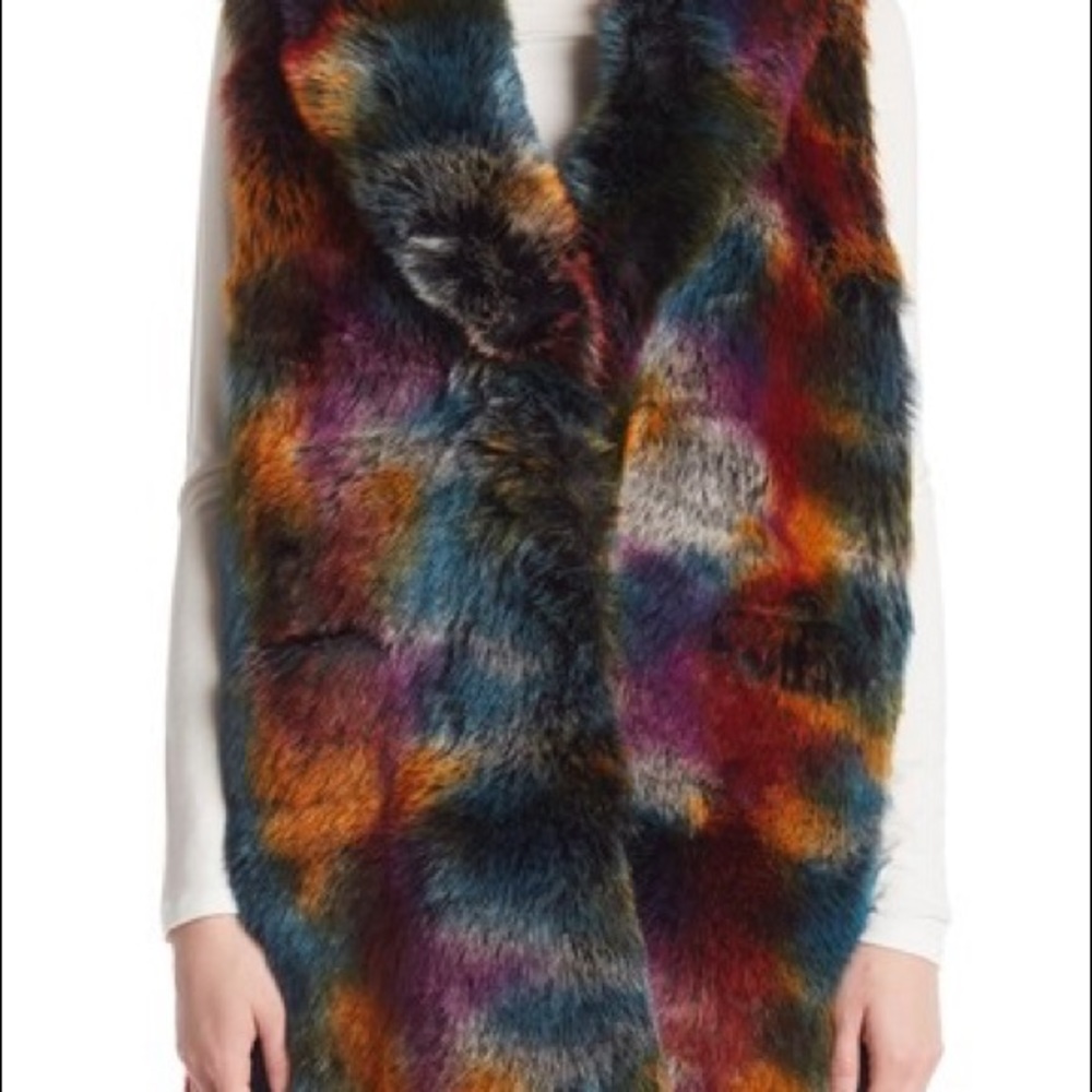 new with tags Betsey Johnson Faux Fur Vest